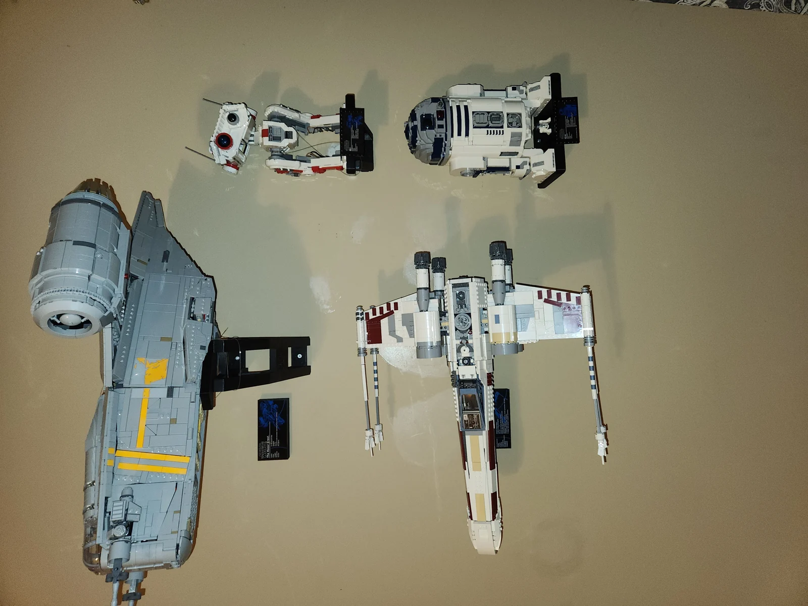 Kundenfoto: Star Wars Fleet Wall – Sammlung mit Wonderprint-Zubehör im Einsatz.